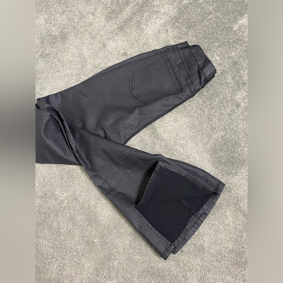 Pretty Little Thing Split Hem Denim - Picture 4 of 4